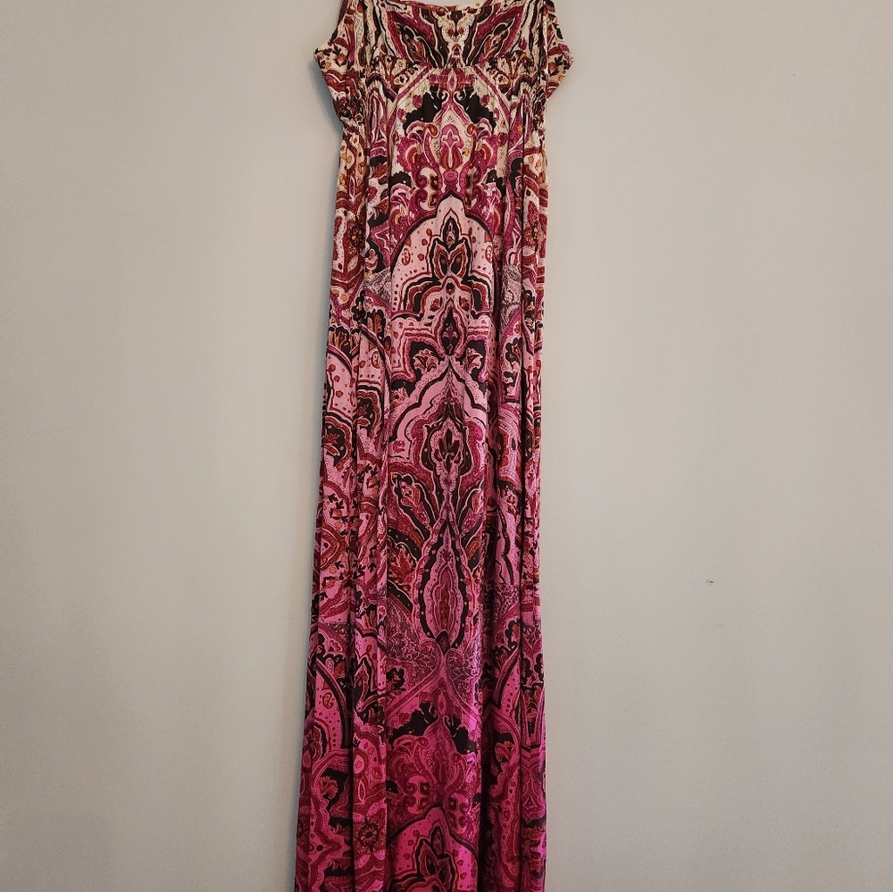 Lucky Brand BOHO Spaghetti Strap Dress.  Non wrinkle fabric.   Size S - Picture 5 of 5